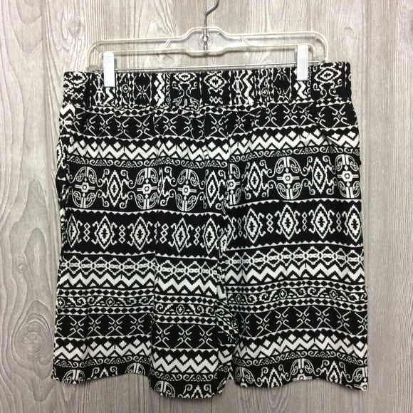 White and black printed rayon women shorts main image 1